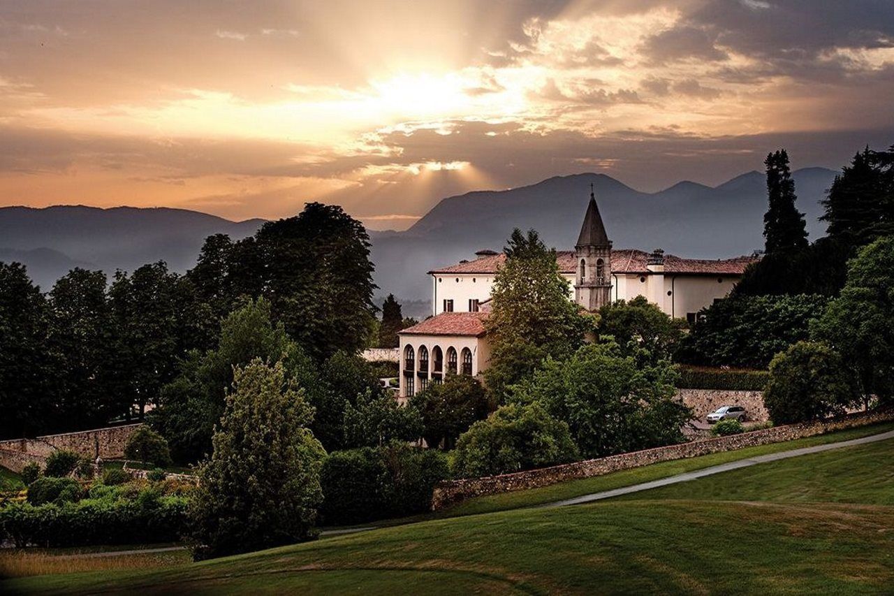 Qc Termegarda Spa & Golf Resort Calvagese Della Riviera Bagian luar foto